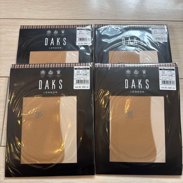 DAKS ストッキング スワロフスキー DDラインストーン ダックス 4足セット