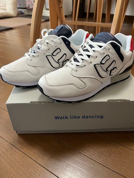 にゅーずスニーカー 10周年限定モデル トリコロールカラー 27センチ New Balance