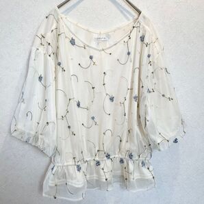 COLZA コルザ レース刺繍ブラウス オフホワイト ペプラム パフスリーブ Lサイズ