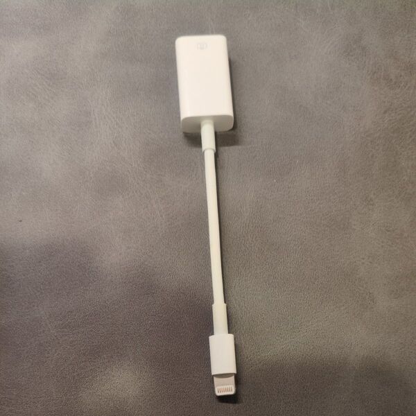 Apple Lightning A1440 USB 変換