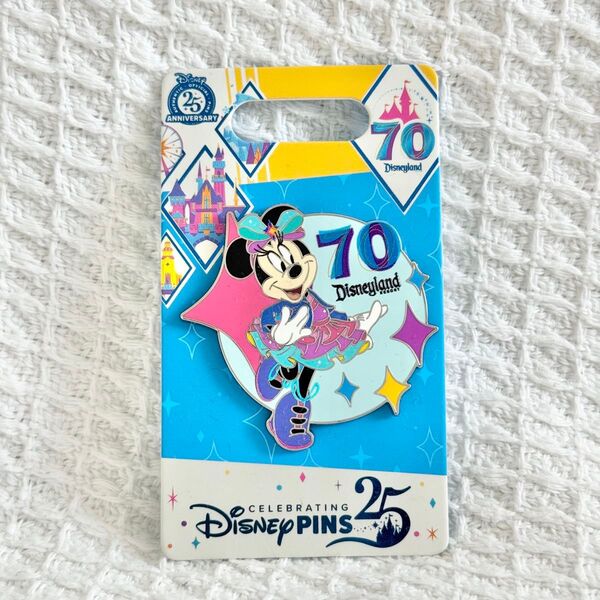 ディズニーランドリゾート カルフォルニアディズニー アナハイムディズニー 70周年 ミニーマウス ピンバッジ