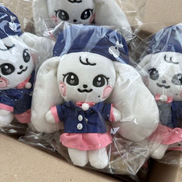 IVE MINIVE ウォニョン ポップアップ スクール PLUSH キーリング