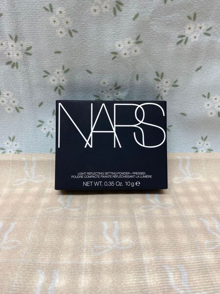 NARSライトリフレクティングセッティングパウダープレストN 10g
