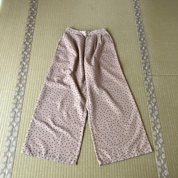 gu 水玉 ワイドパンツ