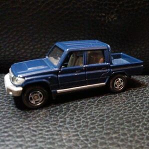 トミカ トヨタ ランドクルーザー70 ミニカー