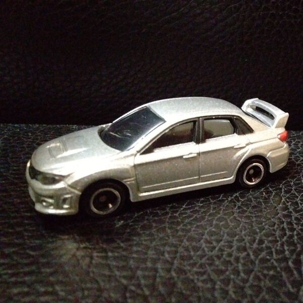 トミカ スバル インプレッサ WRX STI ミニカー