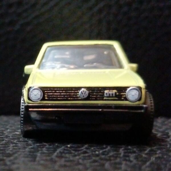 5パック限定カラー マッチボックス 1976 VW フォルクスワーゲン ワーゲン 初代 ゴルフMK1 ジウジアーロ ミニカー