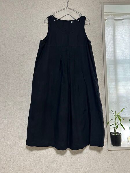 無印良品 リネン100%黒のノースリーブワンピース L