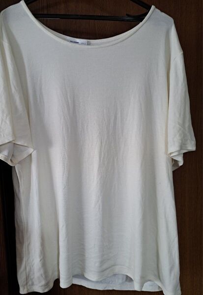 ニッセン Tシャツ オフホワイト5 Lサイズ