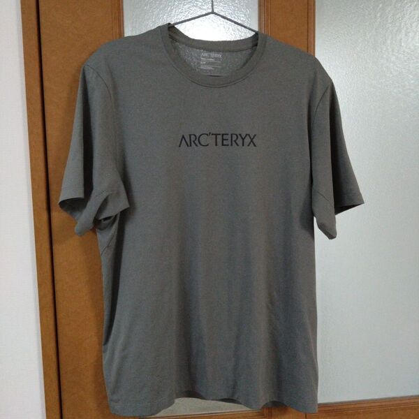 アークテリクスTシャツ 半袖
