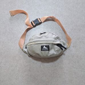 GREGORY 00`s Tailmate XS 1680D