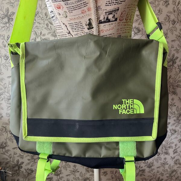 ザノースフェイス ショルダーバッグ THE NORTH FACE