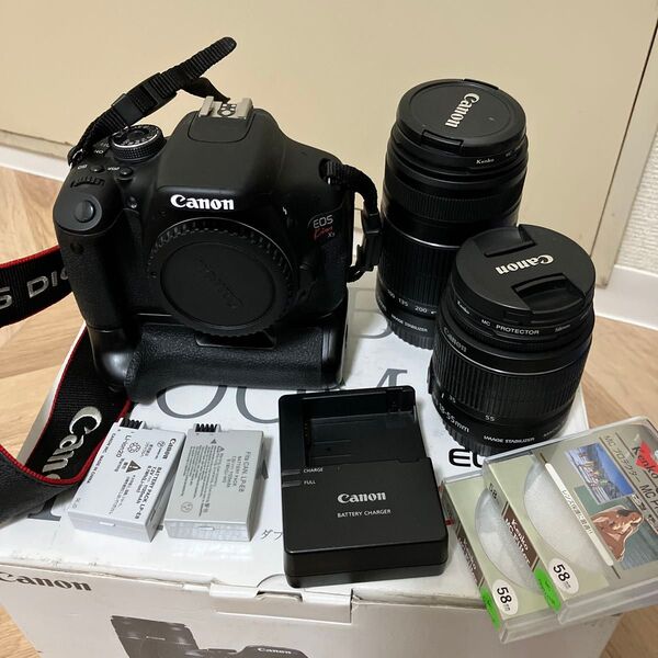 Canon EOS Kiss x5 デジタル一眼レフカメラ キヤノン キャノン ダブルズームキット 本日24時まで値引き