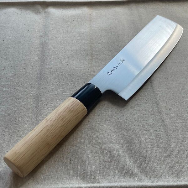 関の刃物 菜切り包丁16cm160mm濃州正宗作 ステンレス刃物鋼 白木ハンドル両刃包丁 家庭用 野菜切り千切り かつらむき日本製
