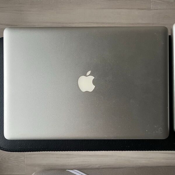 Apple macbook pro 15インチ 2011