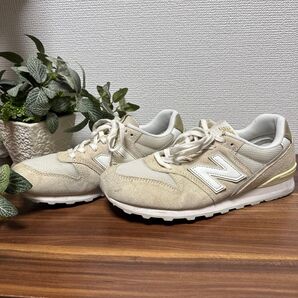 New Balance 996 ベージュ スニーカー