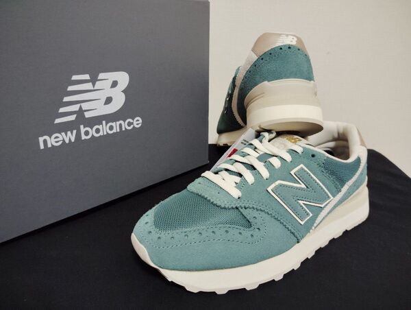 新品24cmニューバランス(newbalance)レディーススニーカーWL996TAEグリーン緑CM996好きにも