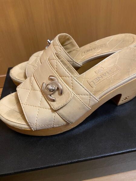 CHANEL サンダル ベージュ
