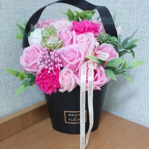 ソープフラワー アレンジメント ピンク MAISON DE FLEUR風