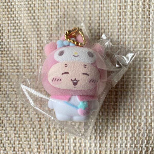 ちいかわ サンリオ シークレットフロッキー マスコットチャーム 古本屋