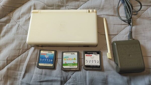 ニンテンドーDS Liteとゲームソフト3本セット