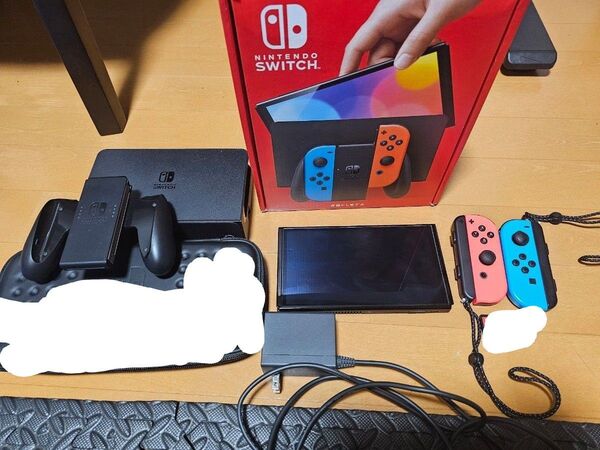 Nintendo Switch 有機ELモデル 赤/青