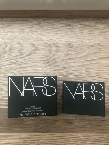 新品未使用 NARS ナーズ ブラッシュN 922 FORBIDDEN