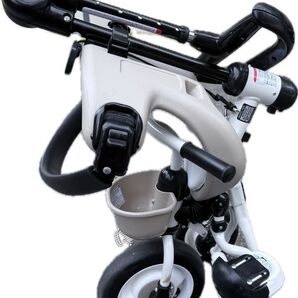 ides オサンポコンポ ベージュ 折りたたみ 三輪車