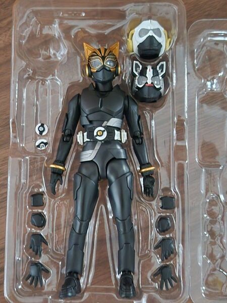 S.H.Figuarts 仮面ライダーナーゴ エントリーレイズフォーム エントリーレイズセット