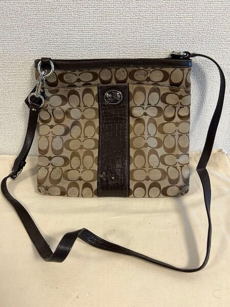 COACH コーチシグネチャーショルダーバッグ