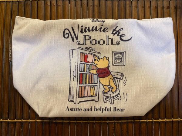 ディズニー Winnie the Pooh ランチバック くまのプーさん ポーチ 小物入れ 白