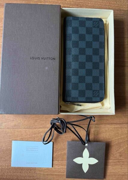 美品LOUIS VUITTON ルイヴィトン ヴェルティカルダミエ・グラフィット 長財布