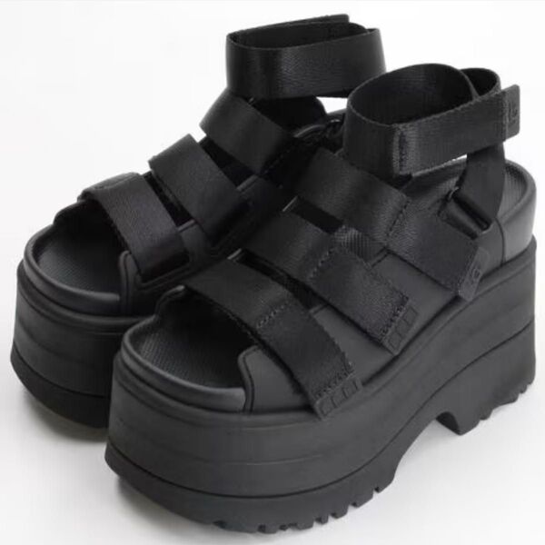 アグ ゴールデンライズ UGG 厚底 サンダル ブラック 黒 24cm