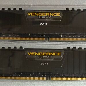 【中古】DDR4-2666 32GB(16GB×2枚) CORSAIR