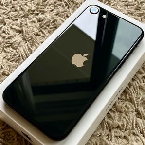 iPhone SE 第2世代 64GB SIMフリー 黒 Apple 極美品