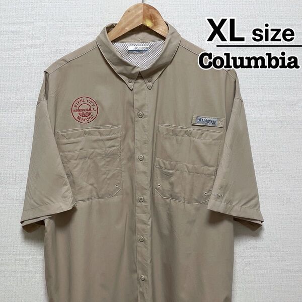 Columbia フィッシングシャツ 半袖 XL ベージュ 刺繍 ロゴ 古着