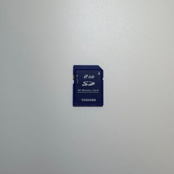 TOSHIBA SDメモリーカード 2GB 動作良好
