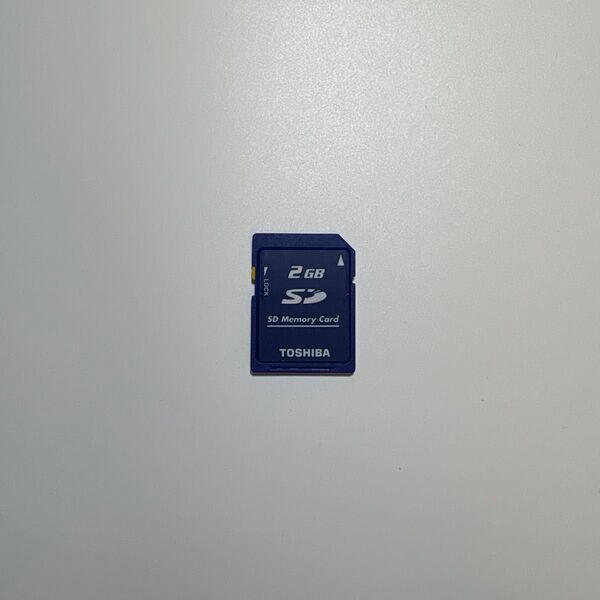 TOSHIBA SDメモリーカード 2GB動作良好