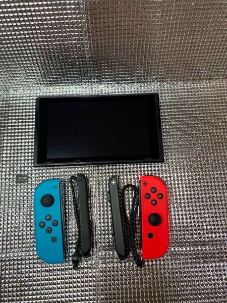 Nintendo Switch強化版 ネオンブルー ネオンレッド