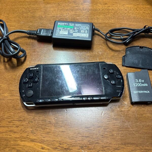 psp3000 ブラック 充電ケーブル付き ゲーム読み込み音大! SONY PSP-3000 ピアノブラック プレイステーション