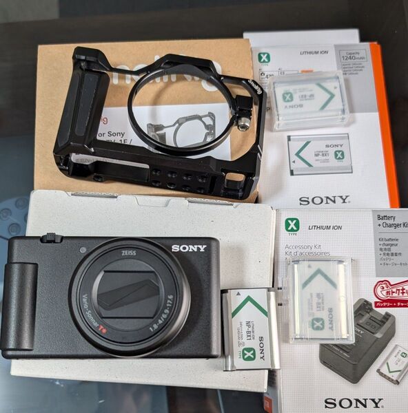 美品 SONY VLOGCAM ZV-1M2 ブラック ZV-1II ソニー 付属品多数 保証残11ヶ月