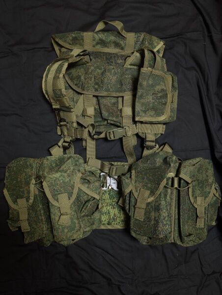 限界ボーナスセール! SMERSH チェストリグ デジタルフローラ レプリカ