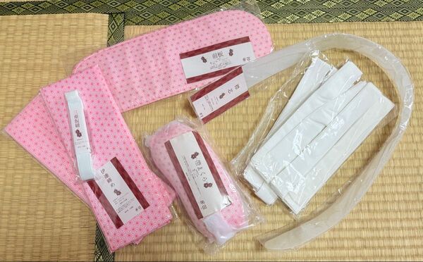 振袖用 着付け小物 14点セット まとめ売り ピンク 新品 未使用 振袖 訪問 着物 腰紐 伊達締め 帯板 三重仮紐 衿芯 帯枕