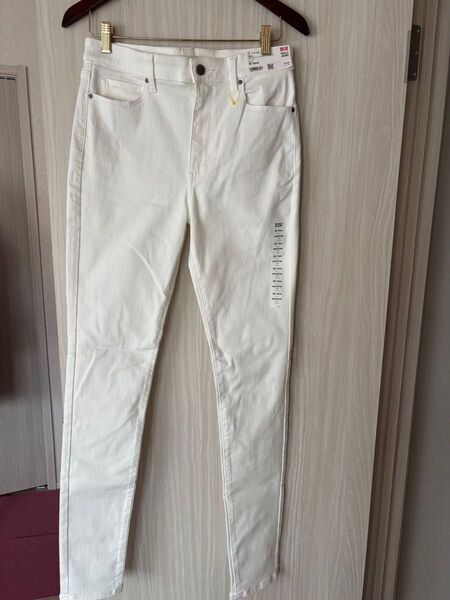 新品 UNIQLOウルトラストレッチスキニーハイライズジーンズ30インチ(76cm)