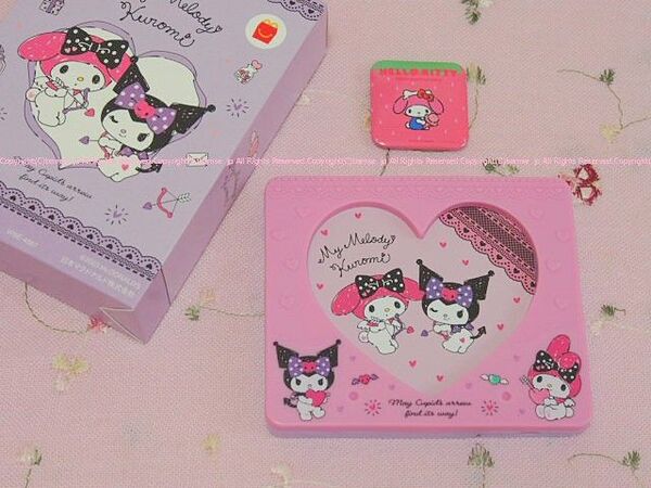 新品★マイメロディ クロミ のフォトスタンド&31アイス 缶バッジ/Sanrio