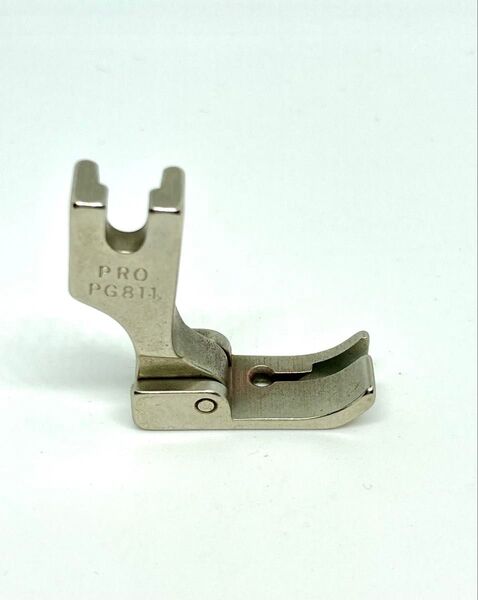 工業用ミシン*右爪付き自由押え金PG813*新品
