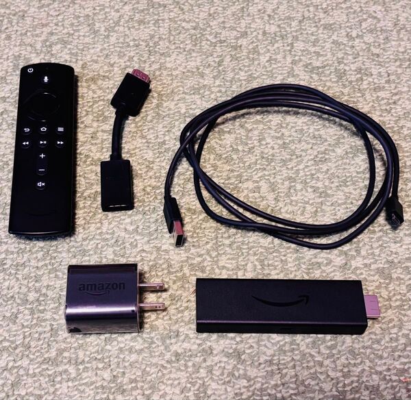 【即日配送】アマゾン Fire TV Stick 4K E9L29Y リモコン付き