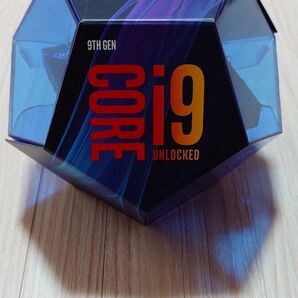 Intel Core i9-9900K プロセッサー