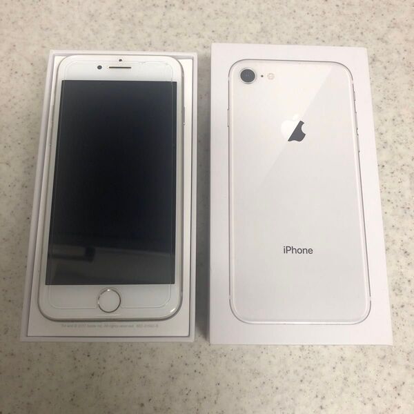 iPhone8 64GB アップル