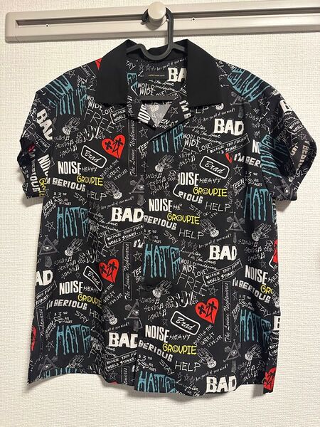 【新品未使用】WORLD WIDE LOVE! 総柄半袖シャツ